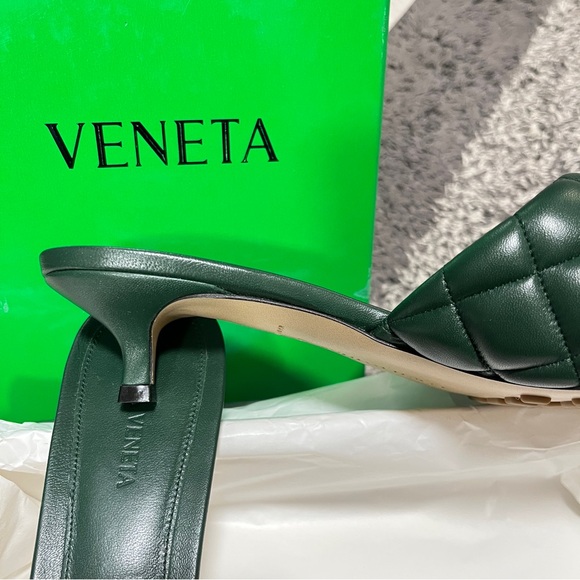 Bottega Veneta Dark Green Quilted Heels - Picture 11 of 13